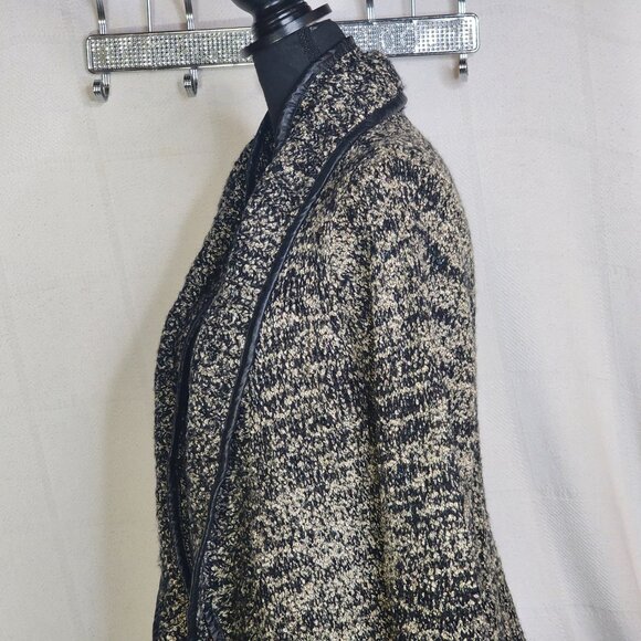 Sioni Black and Gray Boucle Trimmed in Faux Leather Chunky Sweater Cardigan Sz L - Picture 9 of 16